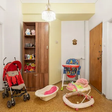 1 Apartment *